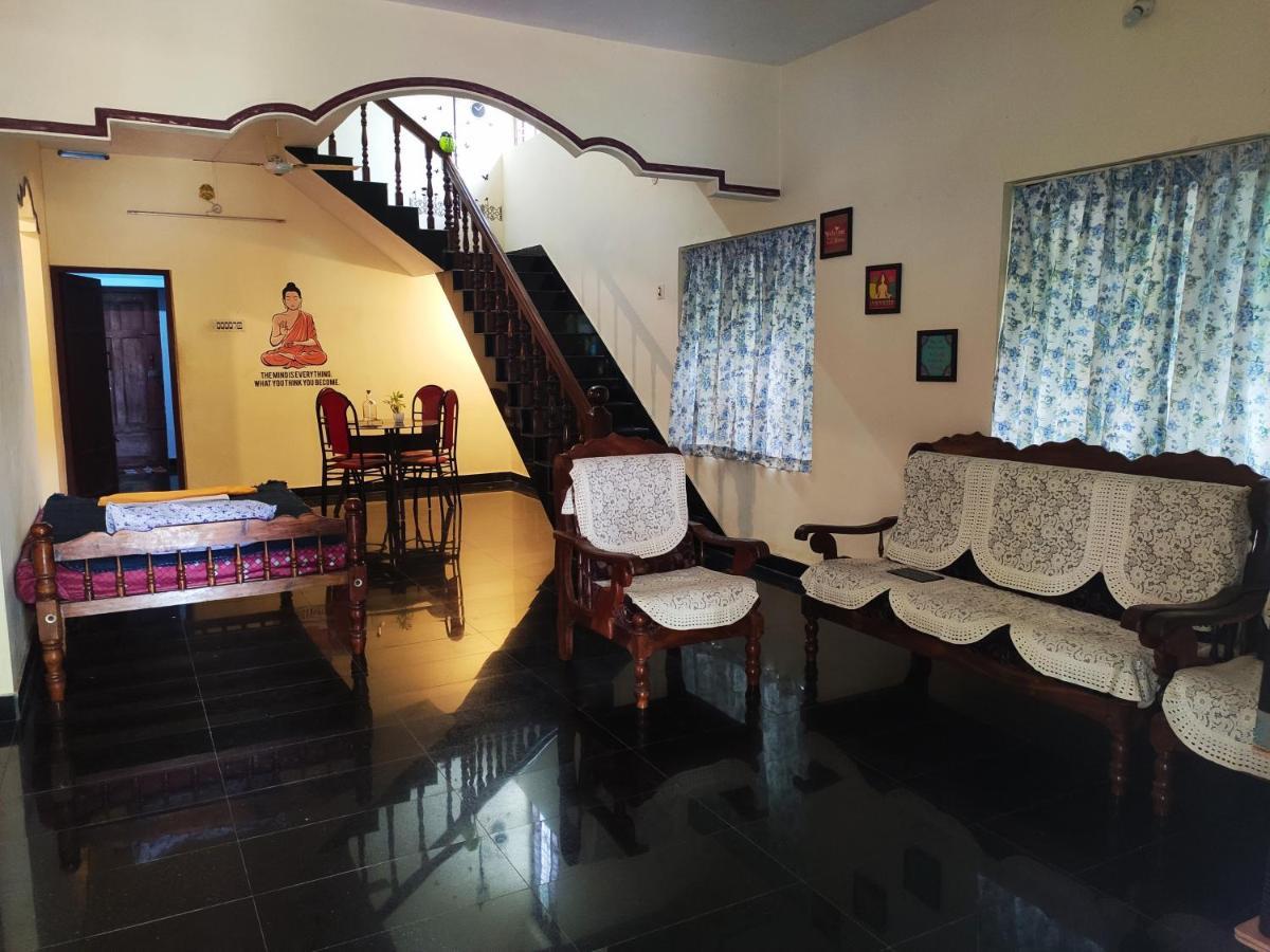 Happy Buddha Homestay Varkala Eksteriør bilde